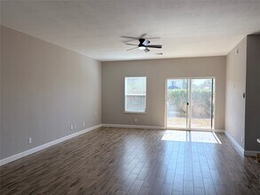 10910 Woodwind Shadows Dr in Cypress, TX - Building Photo - Building Photo