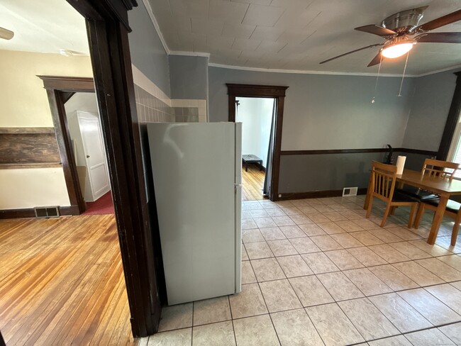 72 Paul St in East Haven, CT - Building Photo - Building Photo