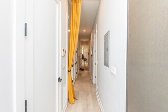 1638 N Sedgwick St, Unit 2 in Chicago, IL - Building Photo - Building Photo