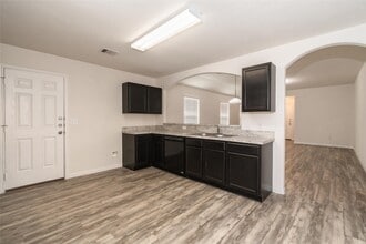 4203 Richmeadow Dr in Houston, TX - Building Photo - Building Photo