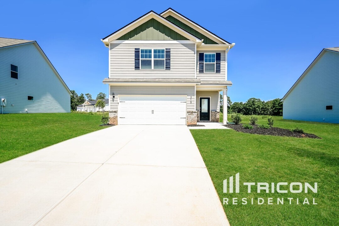 315 Limestone Cir in Conyers, GA - Building Photo