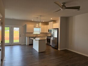 105 US-1 in Mauldin, SC - Foto de edificio - Building Photo