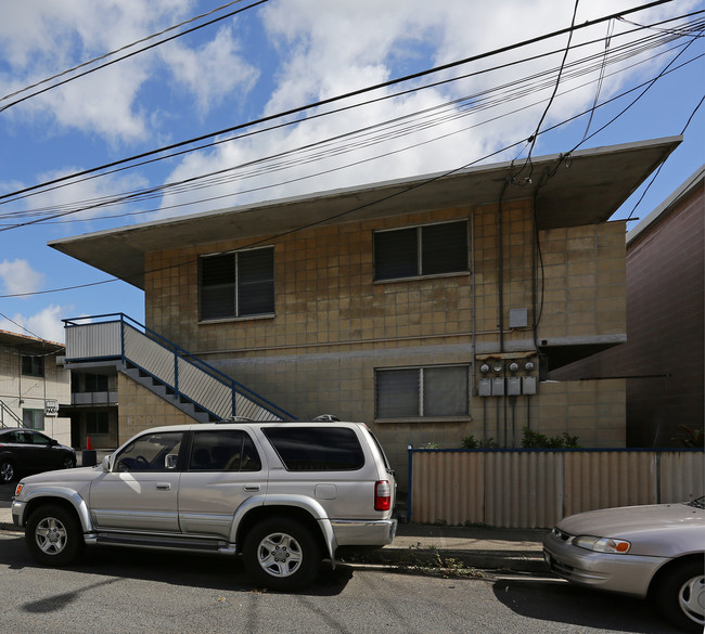 1628 Kahai St in Honolulu, HI - Building Photo - Building Photo