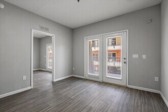 401 Putnam Dr in Tallahassee, FL - Building Photo - Building Photo