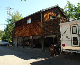 930 Colina Ct in Lafayette, CA - Building Photo - Building Photo