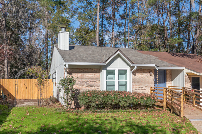 2044 Gardenbrook Ln in Tallahassee, FL - Building Photo - Building Photo