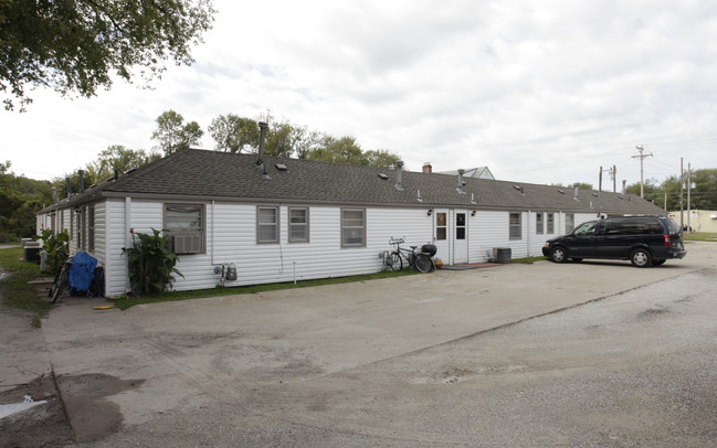 105 S Linn St in Glenwood, IA - Foto de edificio - Building Photo