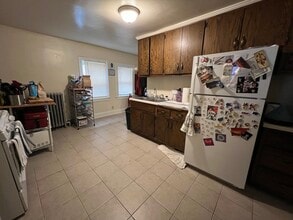 1671 N Van Buren St in Milwaukee, WI - Building Photo - Building Photo