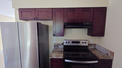 13446 Johnson St, Unit 13444 Johnson St in Dade City, FL - Building Photo - Building Photo