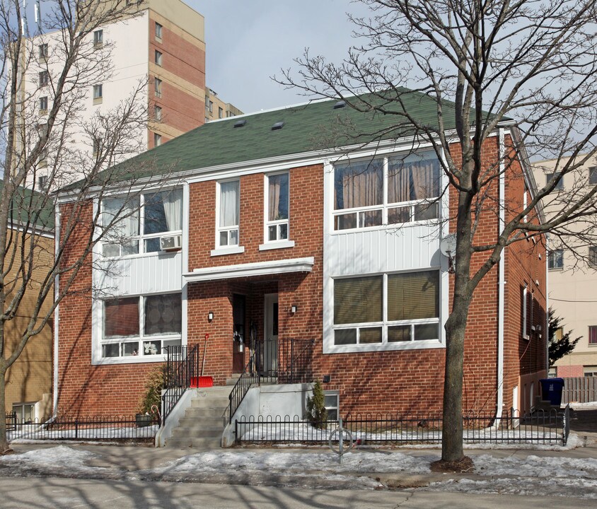 21 Norris Cres in Toronto, ON - Building Photo