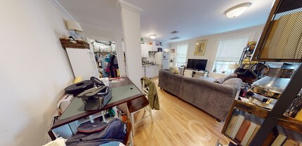 7 Bishop Allen Dr, Unit #3 in Cambridge, MA - Building Photo - Building Photo