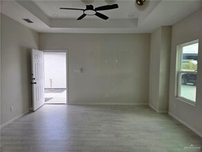 13 E Royal Palm Dr in Mercedes, TX - Building Photo - Building Photo