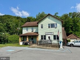 23 Trout Run Rd, Unit Apartment 3 in Clearfield, PA - Building Photo