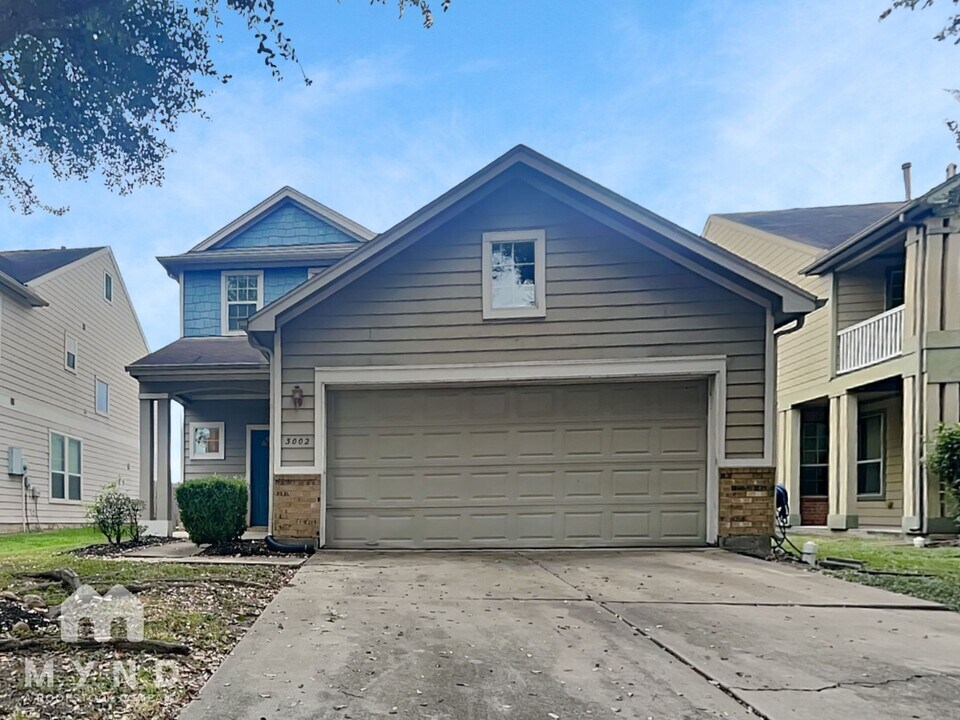 3002 Edgewick Elm St in Fresno, TX - Building Photo