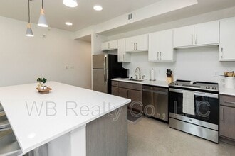 315 5th St in West Des Moines, IA - Building Photo - Building Photo