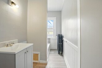 310 Turner St in Auburn, ME - Building Photo - Building Photo