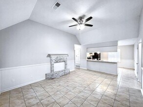 5880 Waverly Dr in Horn Lake, MS - Foto de edificio - Building Photo