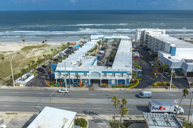 Ocean Jewels in Daytona Beach, FL - Building Photo - Building Photo