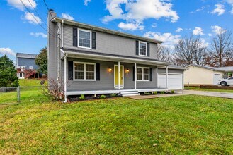 215 Darrell Dr in Elizabethtown, KY - Building Photo - Building Photo