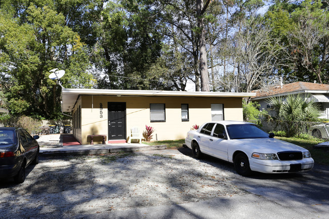 2953-2963 Ernest St in Jacksonville, FL - Building Photo - Building Photo