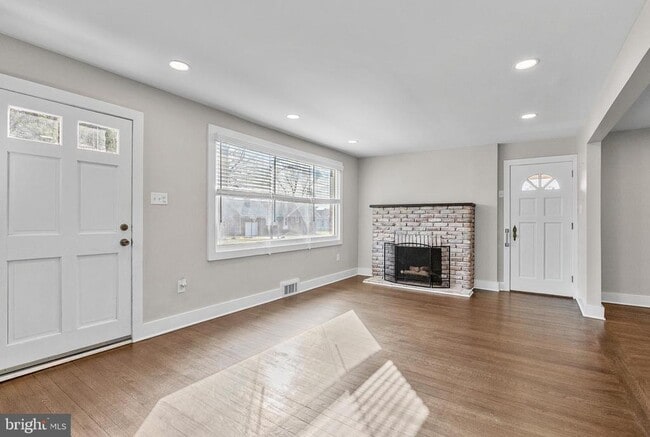 48 S Locust Ave in Evesham, NJ - Building Photo - Building Photo