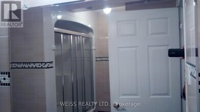 4063 Ellesmere Rd in Toronto, ON - Building Photo - Building Photo