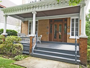 823 S Trenton Ave, Unit 1 in Pittsburgh, PA - Building Photo - Building Photo