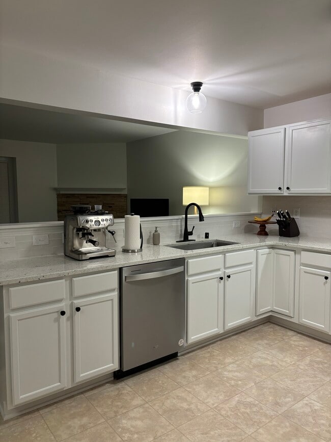 property at 2218 Patrick Ln