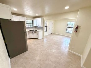 Luxury Apartments 2 in Brownsville, TX - Building Photo - Building Photo