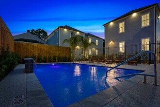 1218 Carondelet St in New Orleans, LA - Building Photo - Building Photo