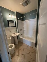 405 Tompkins St, Unit 2 in Syracuse, NY - Foto de edificio - Building Photo