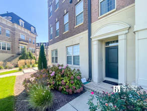 716 Fair Winds Way in Oxon Hill, MD - Building Photo - Building Photo