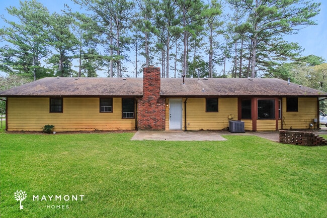 575 Scarborough Rd in Ellenwood, GA - Building Photo - Building Photo