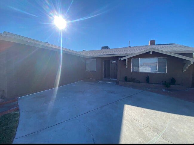 property at 5613 Deal Dr