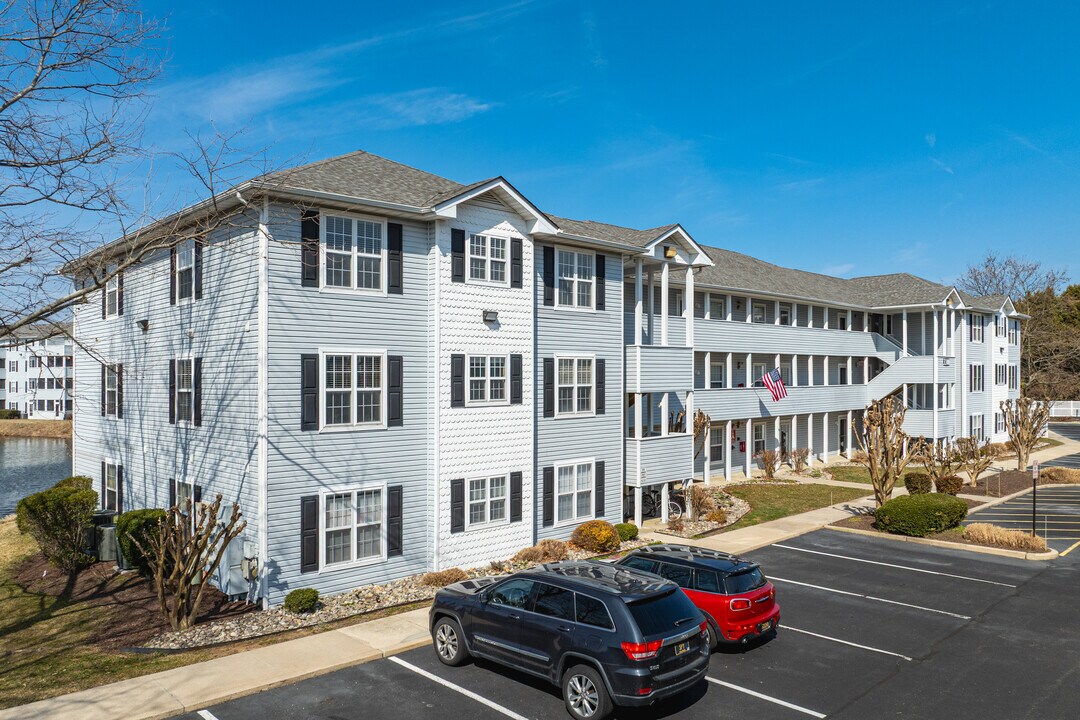 Sanibel Village in Rehoboth Beach, DE - Building Photo