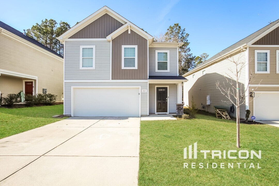 321 Liliana Dr in Columbia, SC - Building Photo