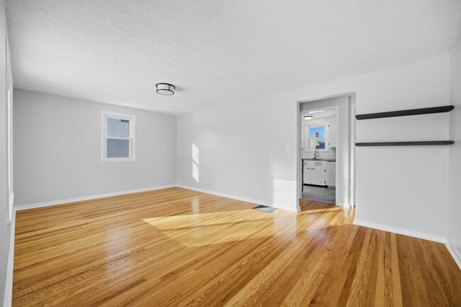 470 Falstaff Rd in Rochester, NY - Building Photo - Building Photo