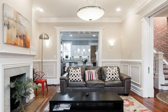 property at 436 Q St NW