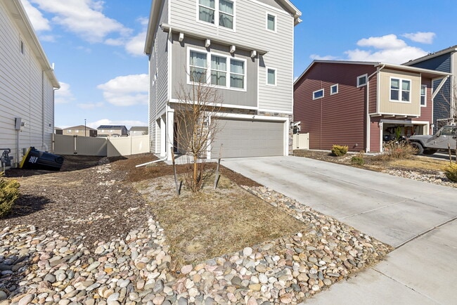 7430 Alatna Pl in Fountain, CO - Foto de edificio - Building Photo