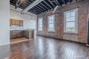 424 Main St in Middletown, CT - Building Photo