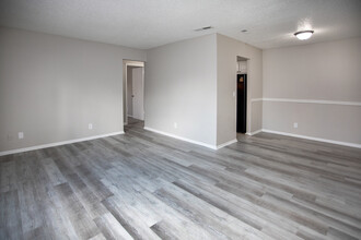 Marco Meadows in Jacksonville, FL - Building Photo - Interior Photo