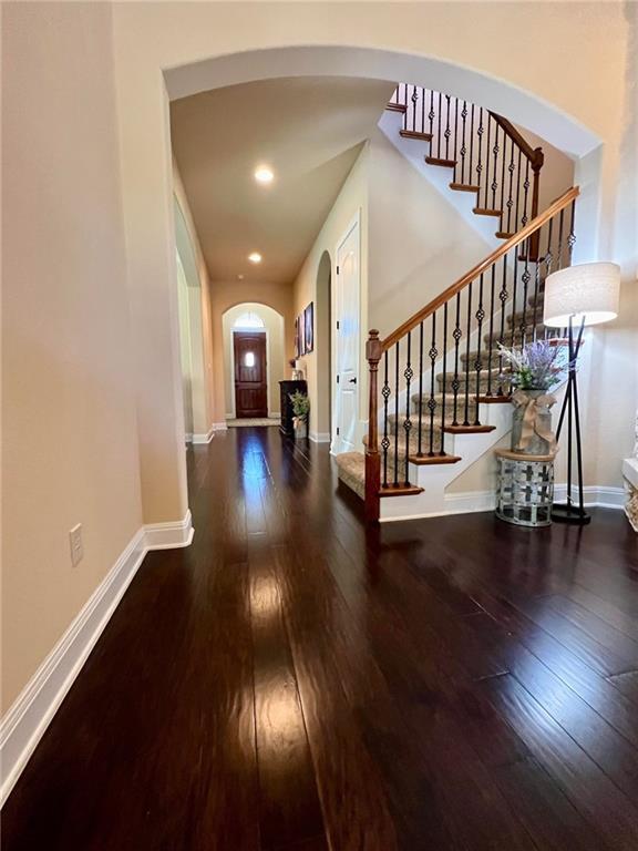 property at 422 Indianwood Dr