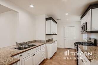 619 S Sirrine in Mesa, AZ - Building Photo - Building Photo