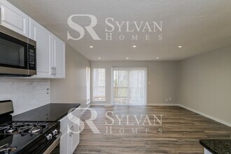 3856 Radcliffe Blvd in Decatur, GA - Building Photo - Building Photo