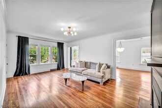 2135 Coventry Rd in Cleveland Heights, OH - Building Photo - Building Photo