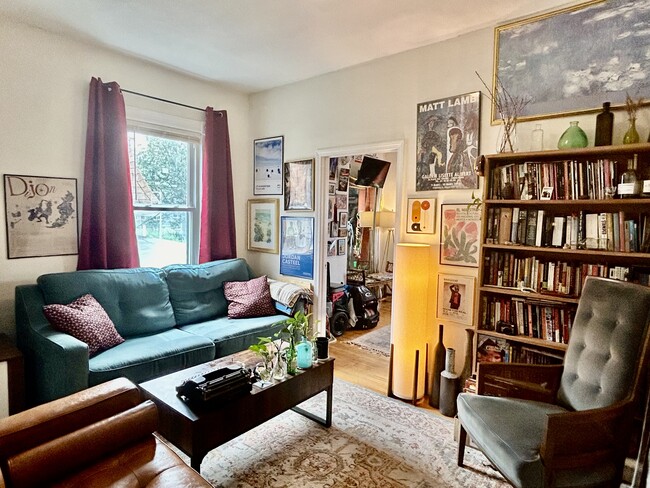 43 School St, Unit 3 in Boston, MA - Building Photo - Building Photo