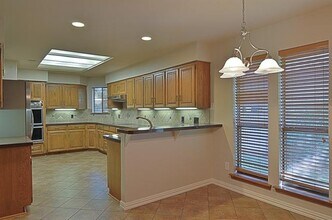 3 Whispering Vine Ct in Grapevine, TX - Building Photo - Building Photo