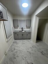 16515 Log Cabin St in Highland Park, MI - Building Photo - Building Photo