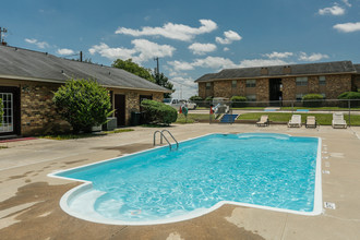 Somerset Apartments in Deridder, LA - Foto de edificio - Building Photo