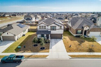 5805 Liguria Cv in Round Rock, TX - Building Photo - Building Photo